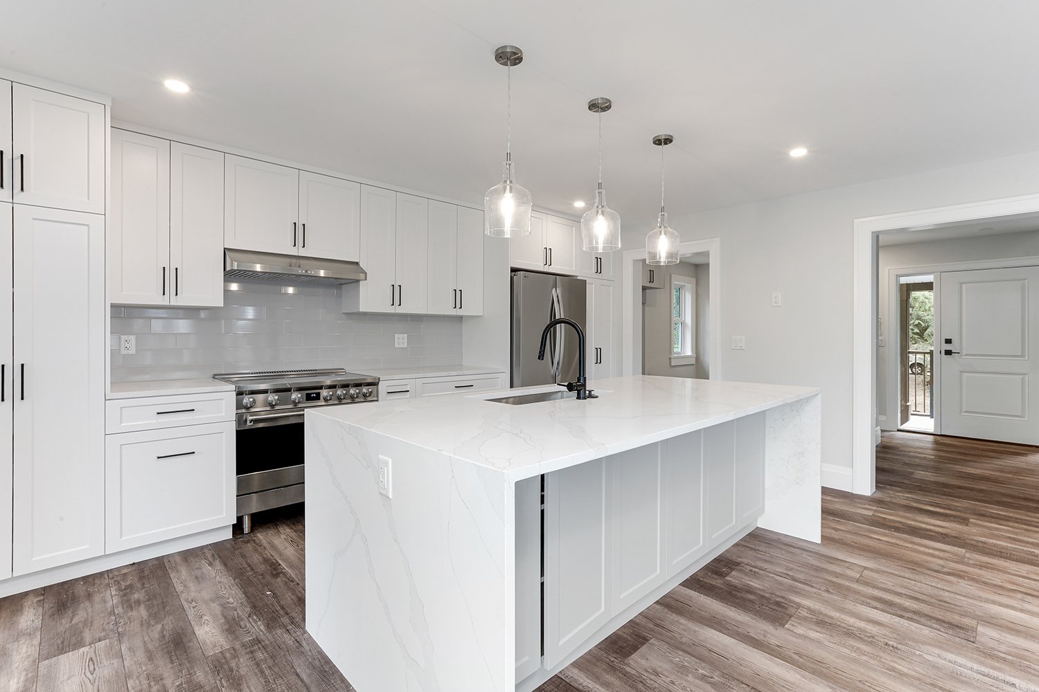 Bowen Island Retreat by Moscone Developments